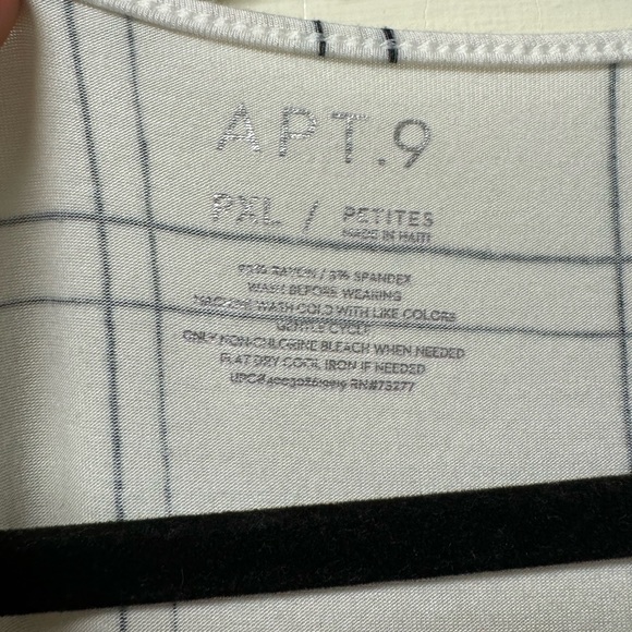 Super Soft Apt. 9 Top - Picture 4 of 4